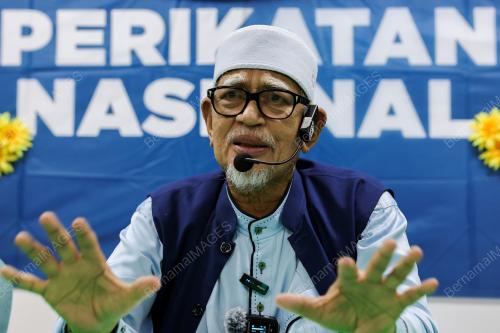 TAN SRI ABDUL HADI AWANG