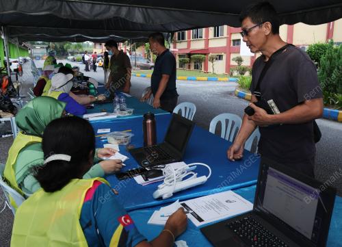 HARI MENGUNDI PRK P.161 PULAI