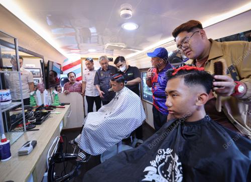 DATUK SERI DR. AHMAD ZAHID HAMIDI
