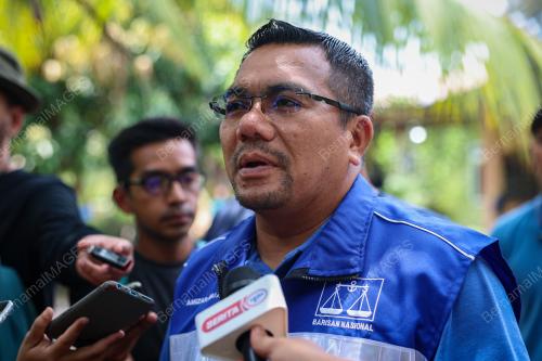 DATUK AMIZAR ABU ADAM