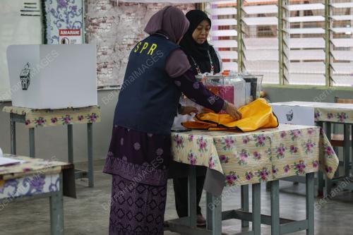 HARI UNDI PELANGAI