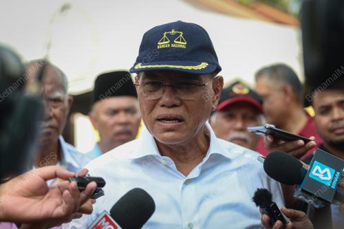 DATUK SERI WAN ROSDY WAN ISMAIL
