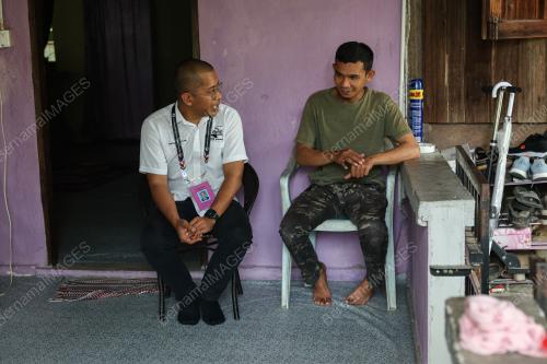 HASLIHELMY DM ZULHASLI