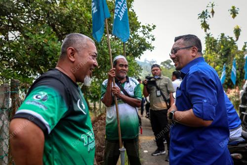 DATUK AMIZAR ABU ADAM