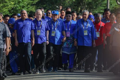 DATUK AMIZAR ABU ADAM