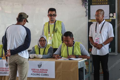 HASLIHELMY DM ZULHASLI
