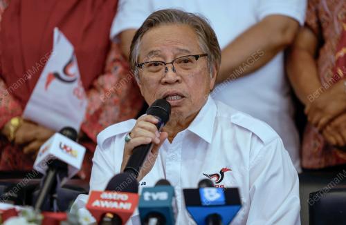 TAN SRI ABANG JOHARI TUN OPENG