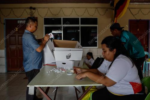 PERSIAPAN HARI MENGUNDI PRK DUN N.67 JEPAK