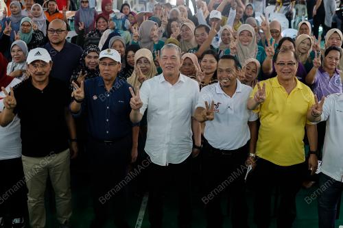 DATUK SERI FADILLAH YUSOF