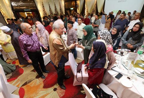 DATUK AMAR AWANG TENGAH ALI HASAN