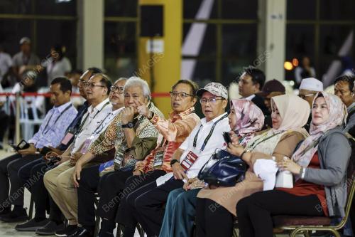 TAN SRI ABANG JOHARI TUN OPENG