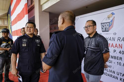 DATUK MAZLI MAZLAN