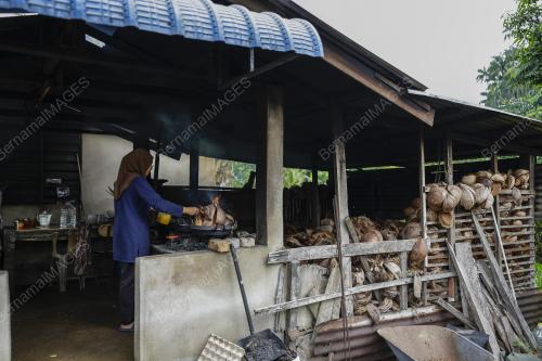 KUIH AKOK KIJAL LEGASI CHE WA LAH