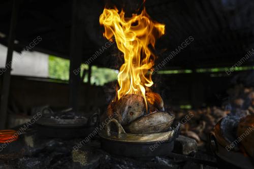 KUIH AKOK KIJAL LEGASI CHE WA LAH