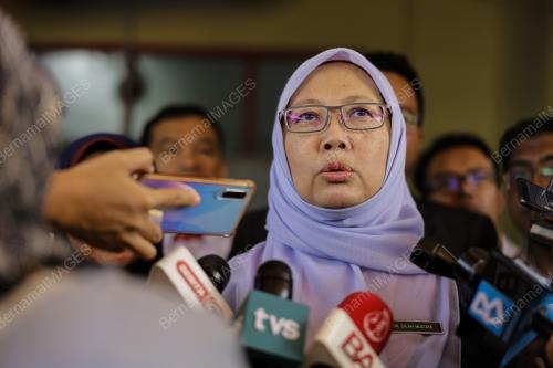 DR ZALIHA MUSTAFA