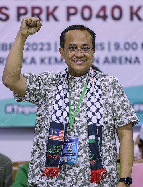 DATUK SERI DR AHMAD SAMSURI MOKHTAR