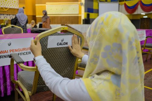 PERSIAPAN HARI PENCALONAN PRK KEMAMAN