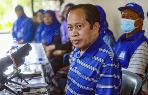 DATUK SERI AHMAD MASLAN