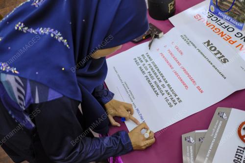 PERSIAPAN HARI PENCALONAN PRK KEMAMAN