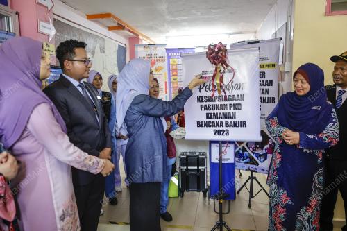 DR ZALIHA MUSTAFA