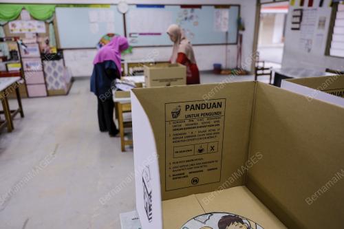 PERSIAPAN MENJELANG HARI PENGUNDIAN PRK KEMAMAN