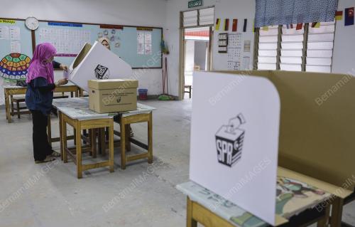 PERSIAPAN MENJELANG HARI PENGUNDIAN PRK KEMAMAN