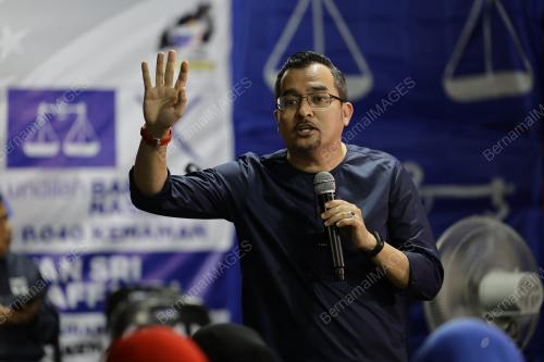 DATUK DR ASYRAF WAJDI DUSUKI