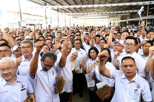 PARTI WARISAN