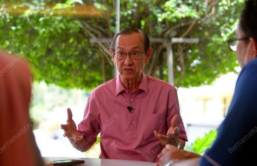 TAN SRI CHONG KAH KIAT