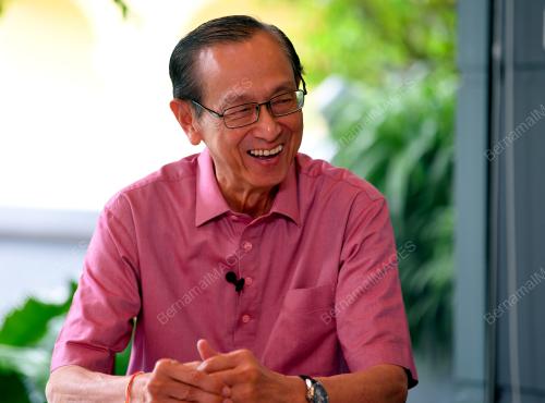 TAN SRI CHONG KAH KIAT