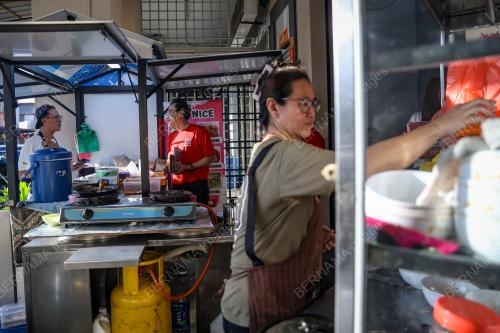 WONG BOR YANG