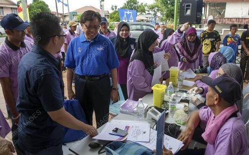 PRN04_01052016_GOTONG_ROYONG