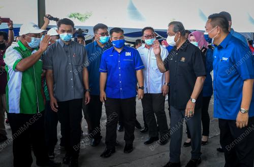 TAN SRI MUHYIDDIN YASSIN