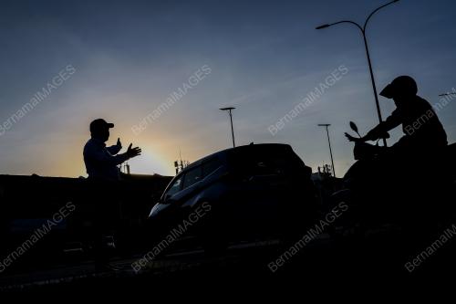 POLIS KAWAL PUSAT PENAMAAN CALON