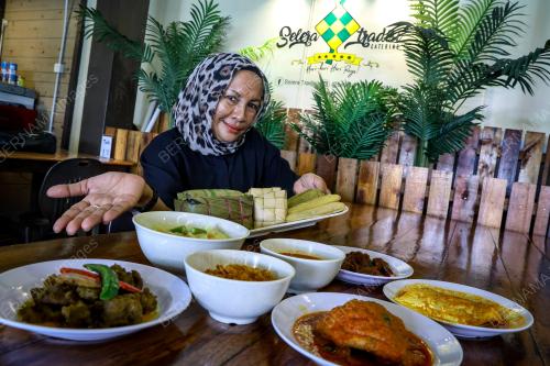 FARIDAH HANIM MD TAHIR