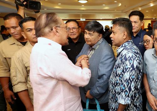 DATUK SERI ANWAR IBRAHIM