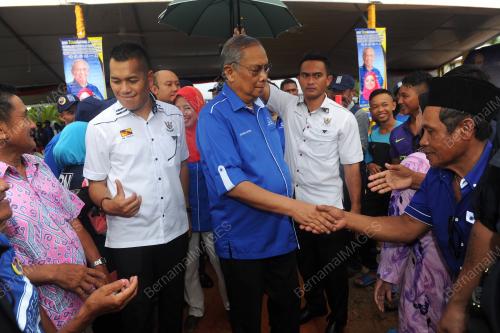 PRN08_04052016_CM_RAKYAT