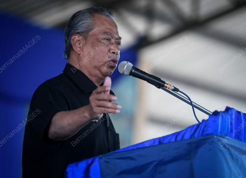 TAN SRI MUHYIDDIN YASSIN