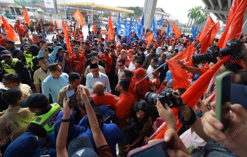 DATUK SERI ANWAR IBRAHIM