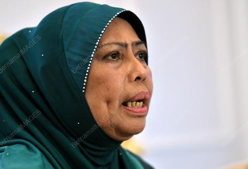 MANIS BUKA MOHD DARAH
