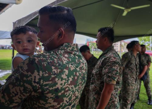 HARI PENGUNDIAN AWAL