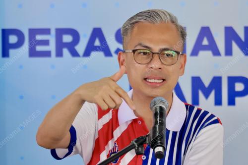 DATUK FAHMI FADZIL