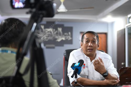 DATUK MOHD ARSAD BISTARI