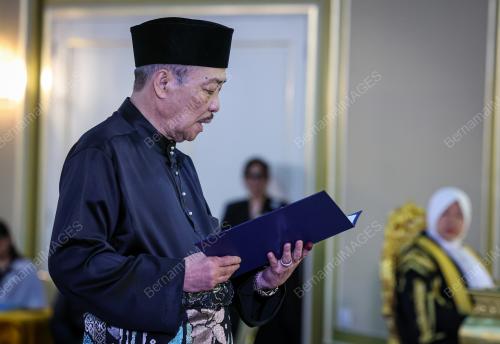 DATUK SERI HAJIJI NOOR