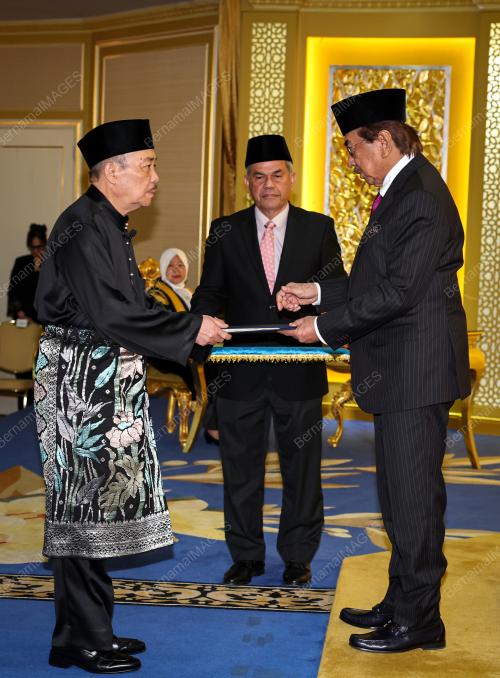 DATUK SERI HAJIJI NOOR