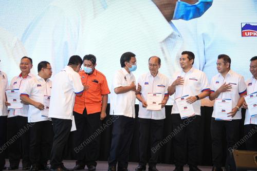 DATUK SERI MOHD SHAFIE APDAL