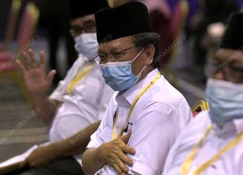 DATUK SERI MOHD SHAFIE APDAL