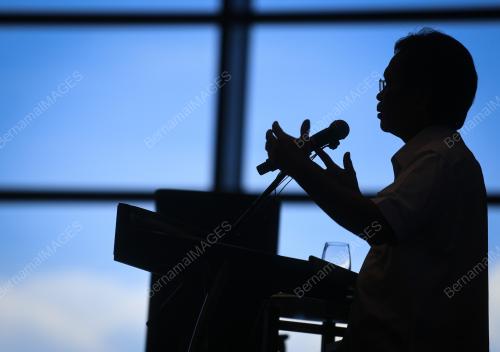 DATUK SERI MOHD SHAFIE APDAL