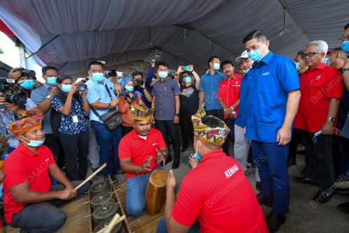 DATUK SERI MOHAMED AZMIN ALI