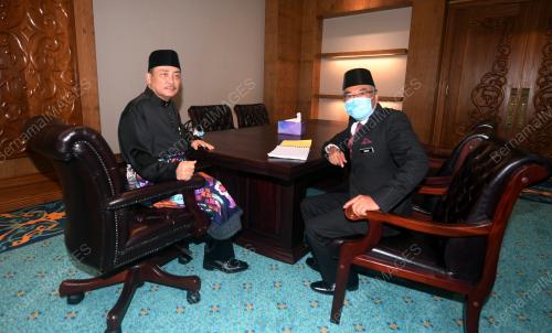 DATUK HAJIJI NOOR